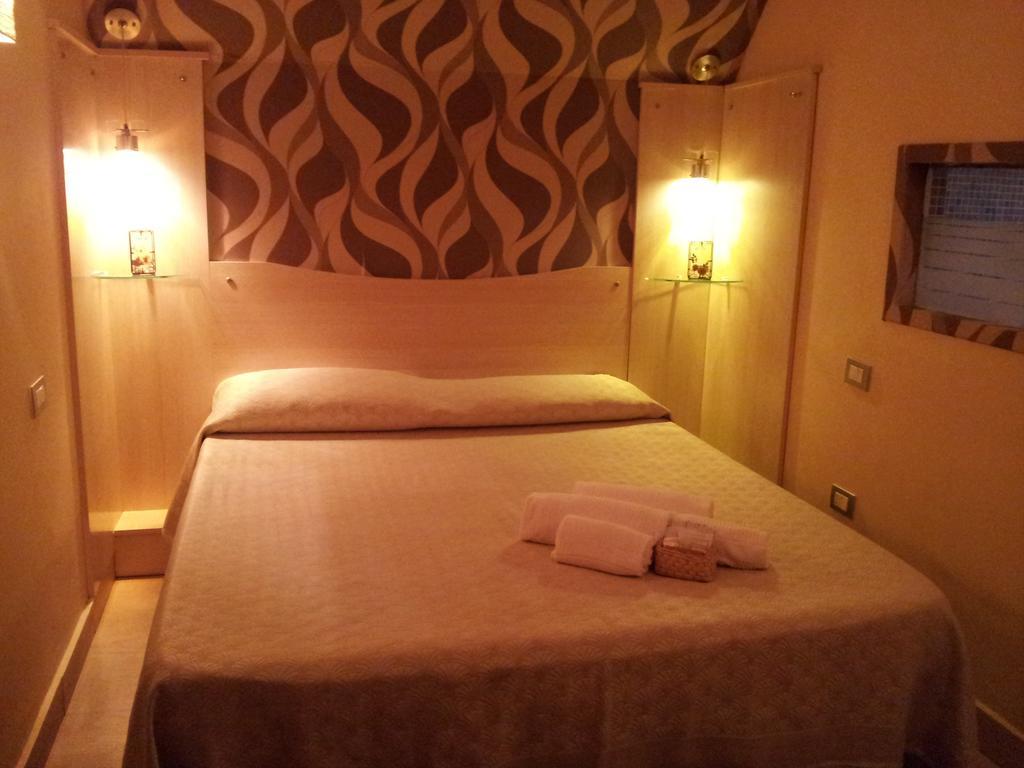 Maison d'hôtes Prima Nebula à Naples Extérieur photo